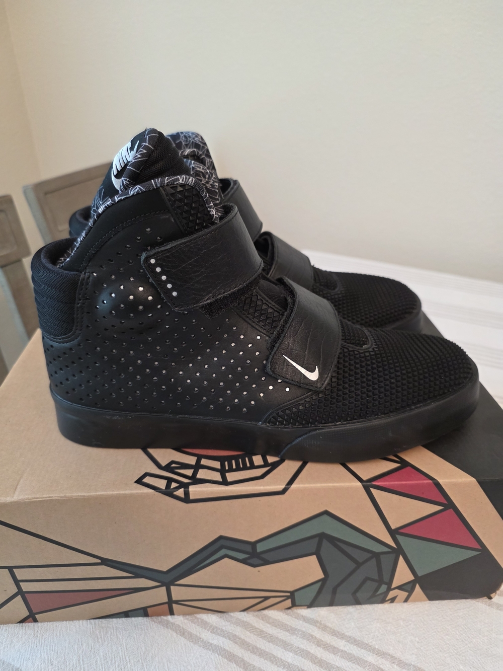 Nike Flystepper 2K3 Premium Sneakers